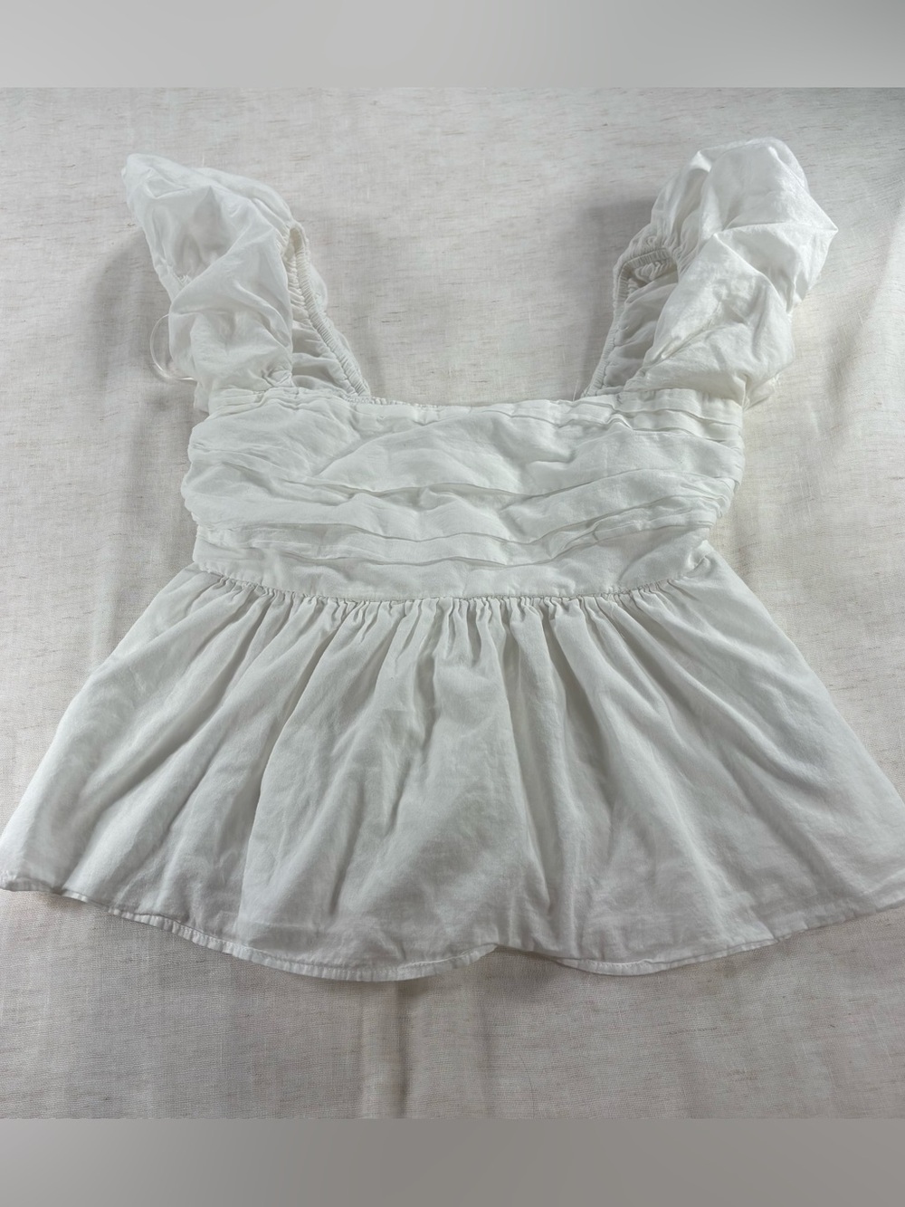 Abercrombie & Fitch Women’s White Ruffled Square-Neck Top